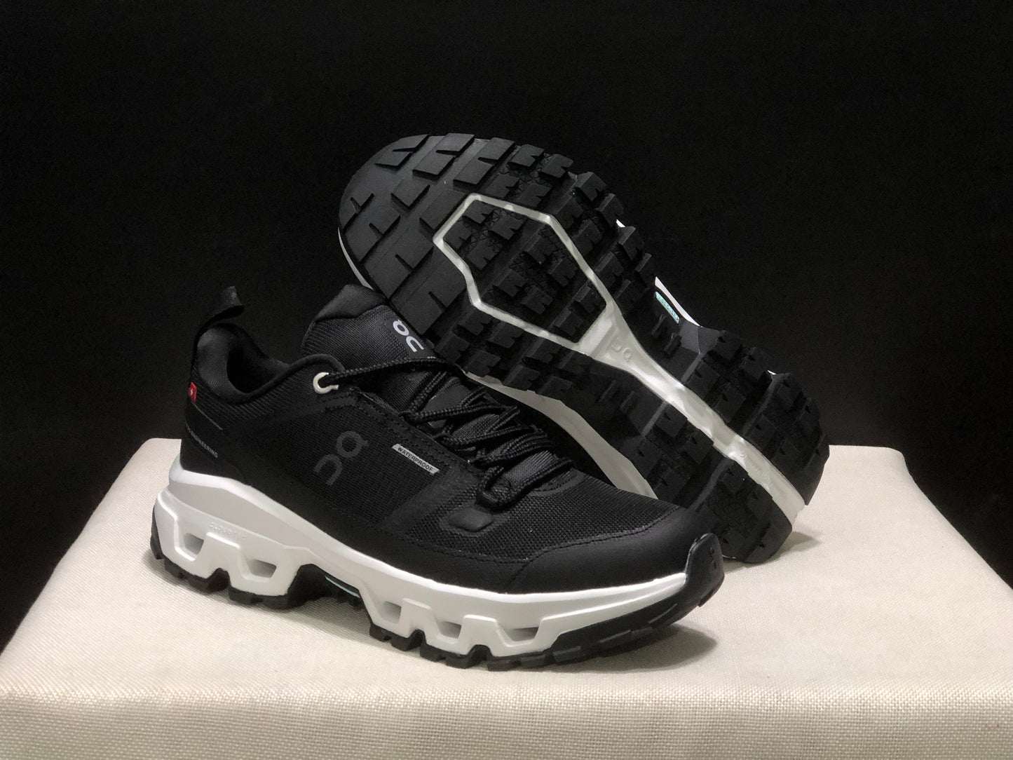On Running Cloudrock Low WP Hiking Outdoor Shoes Black/White