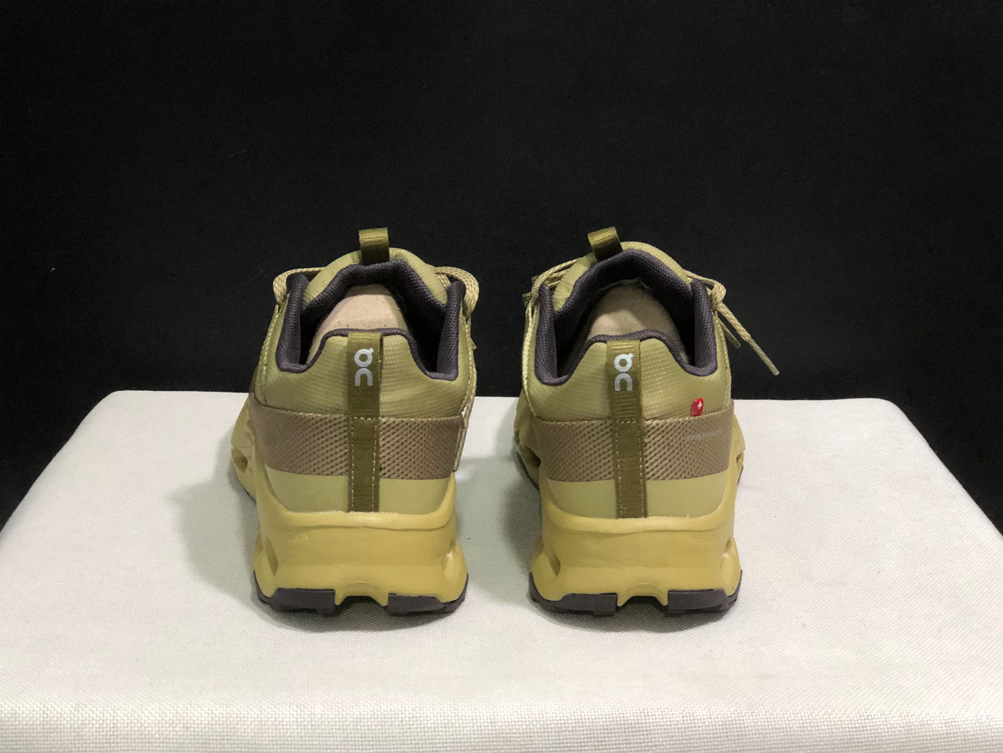 On Running Cloudhorizon Comfortable Hiking Shoes Army Green