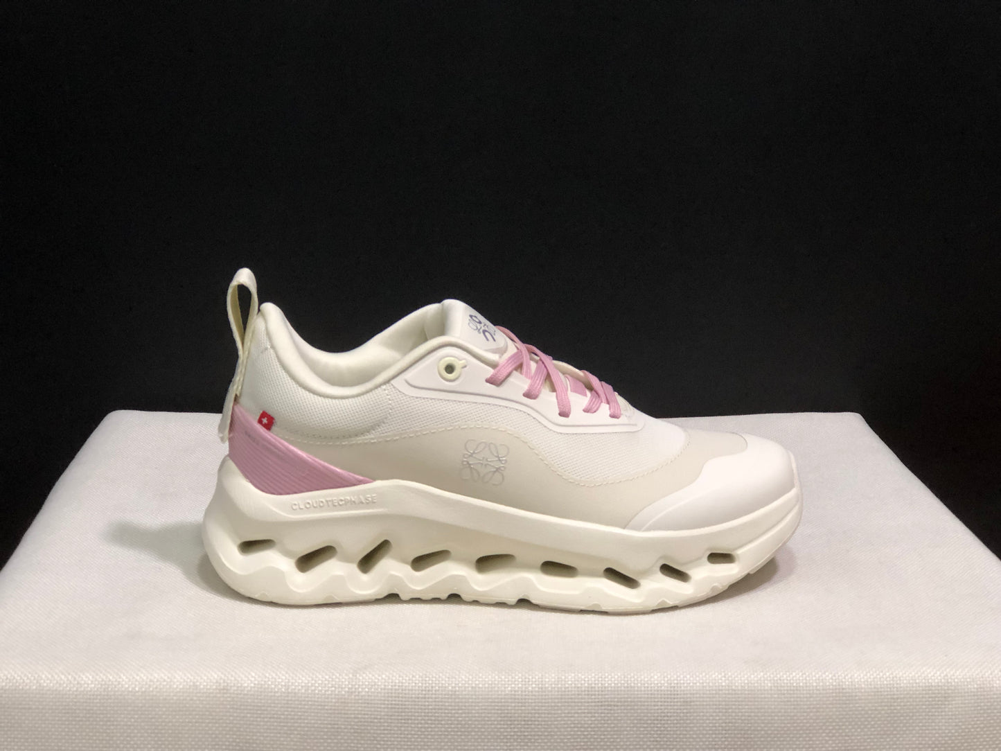 LOEWE x On Running Cloudtilt 2.0 Casual Sports Shoes Rice Yellow/Pink