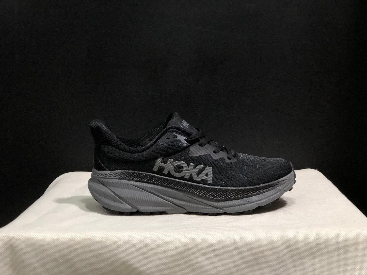 Hoka One One Challenger 7 Shock-absorbing Breathable Running Shoes Sneakers Black