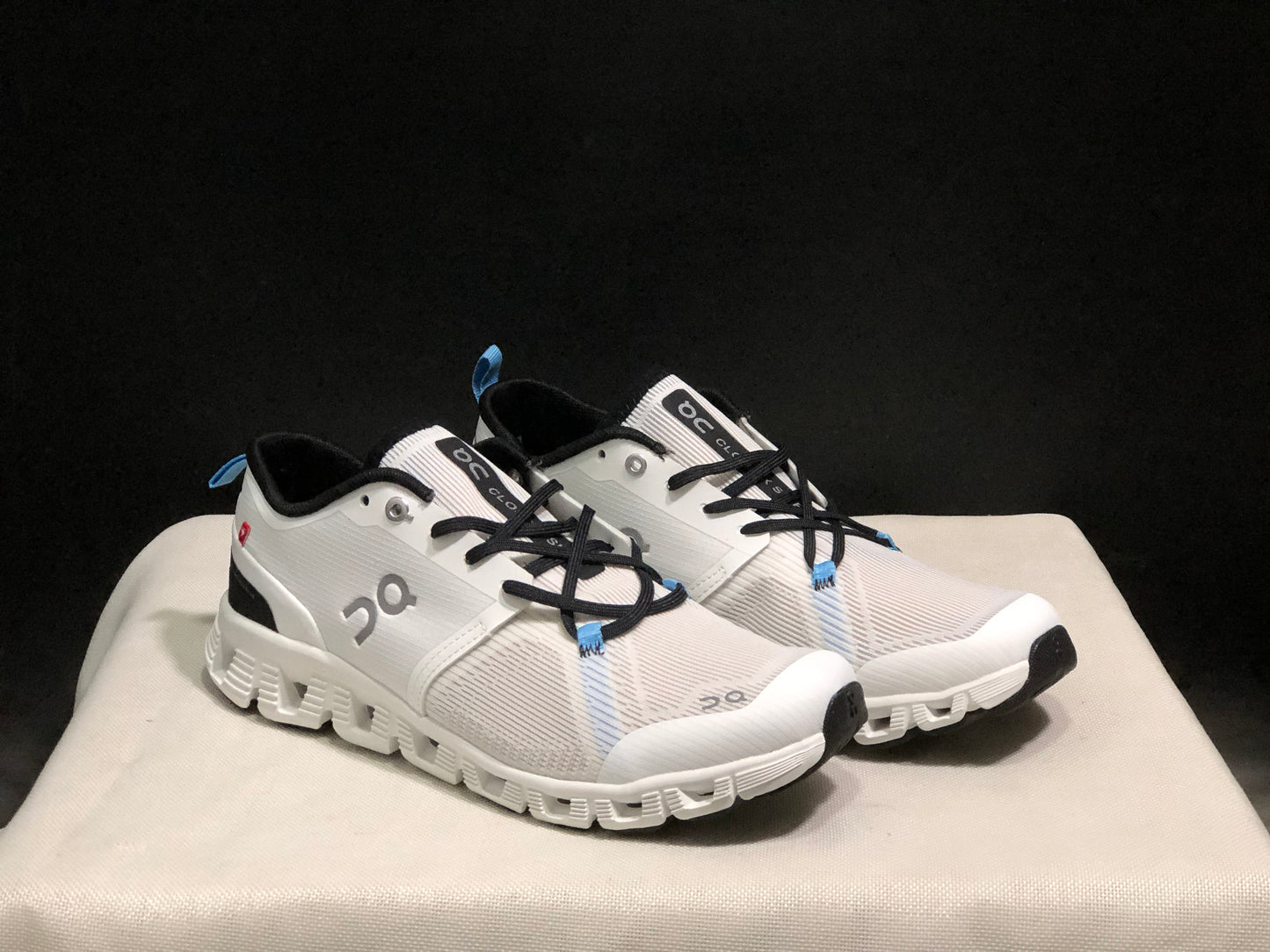 On Running Cloud X3 Shift Multi-Functional Running Shoes Ivory White/Black