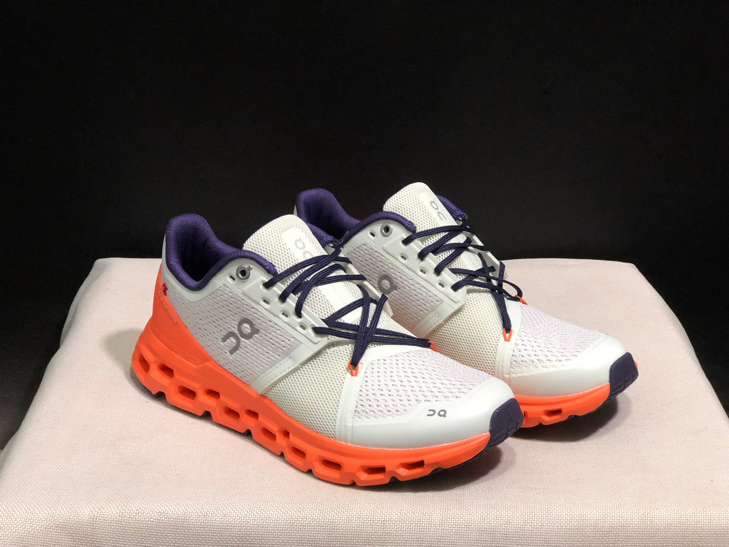 On Running Cloudstratus Shock-Absorbing And Breathable Running Shoes Light Grey/Orange