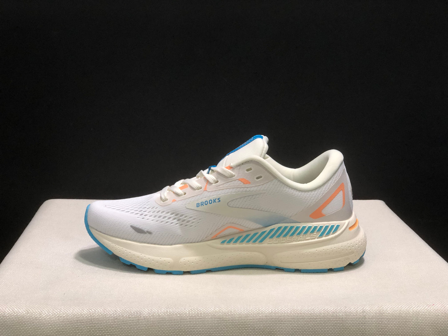 Brooks Adrenaline GTS 23 Shock-absorbing Wear-resistant Low-top Running Shoes Coconut Milk/Blue