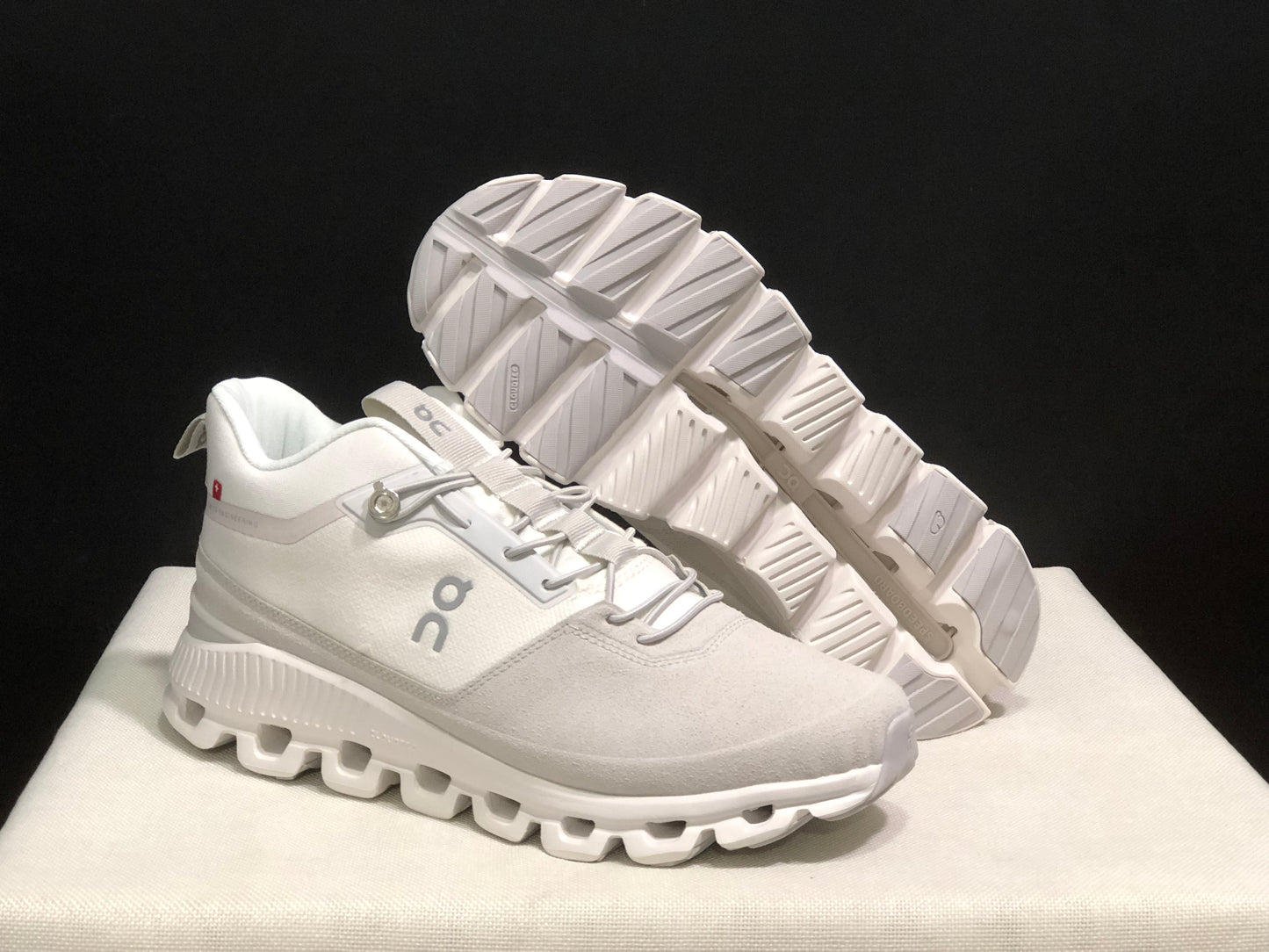 On Running Cloud Hi Edge Outdoor Training Running Shoes White/Ivory