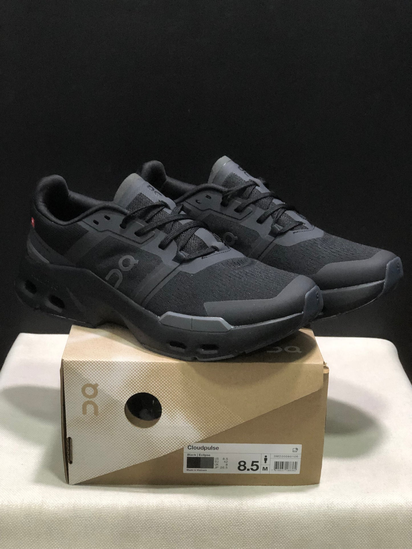 On Running Cloudpulse Comfortable Running Shoes Black/Dark Grey