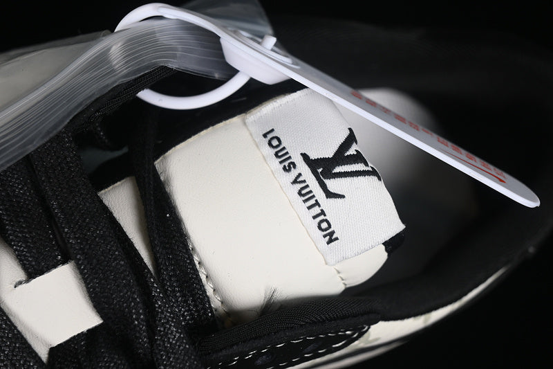 Nike Air Jordan 1 Louis Vuitton Travis Scott Fragment Design OG SP Black White Sneakers