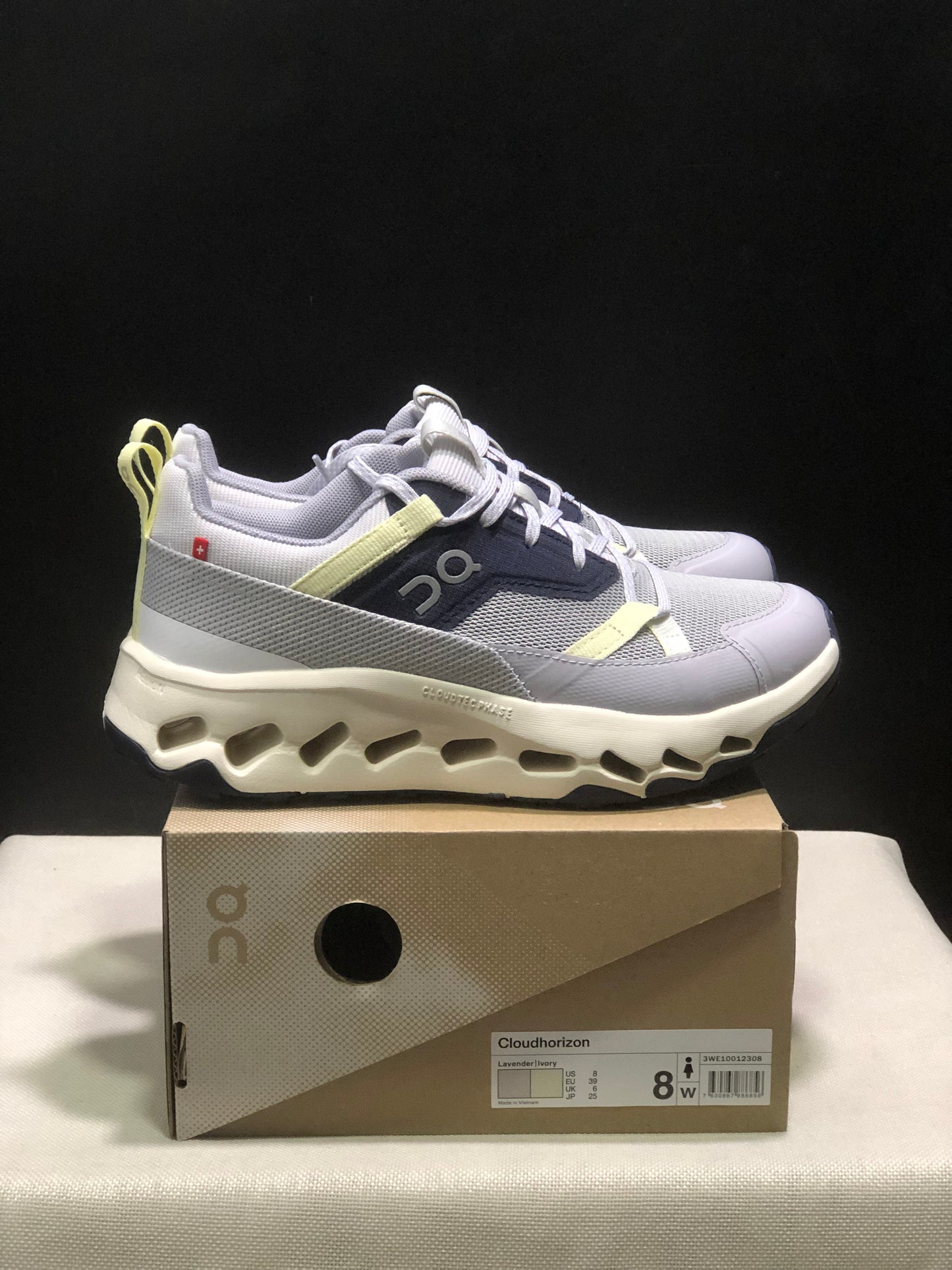 On Running Cloudhorizon Comfortable Hiking Shoes Lavender/Ivory