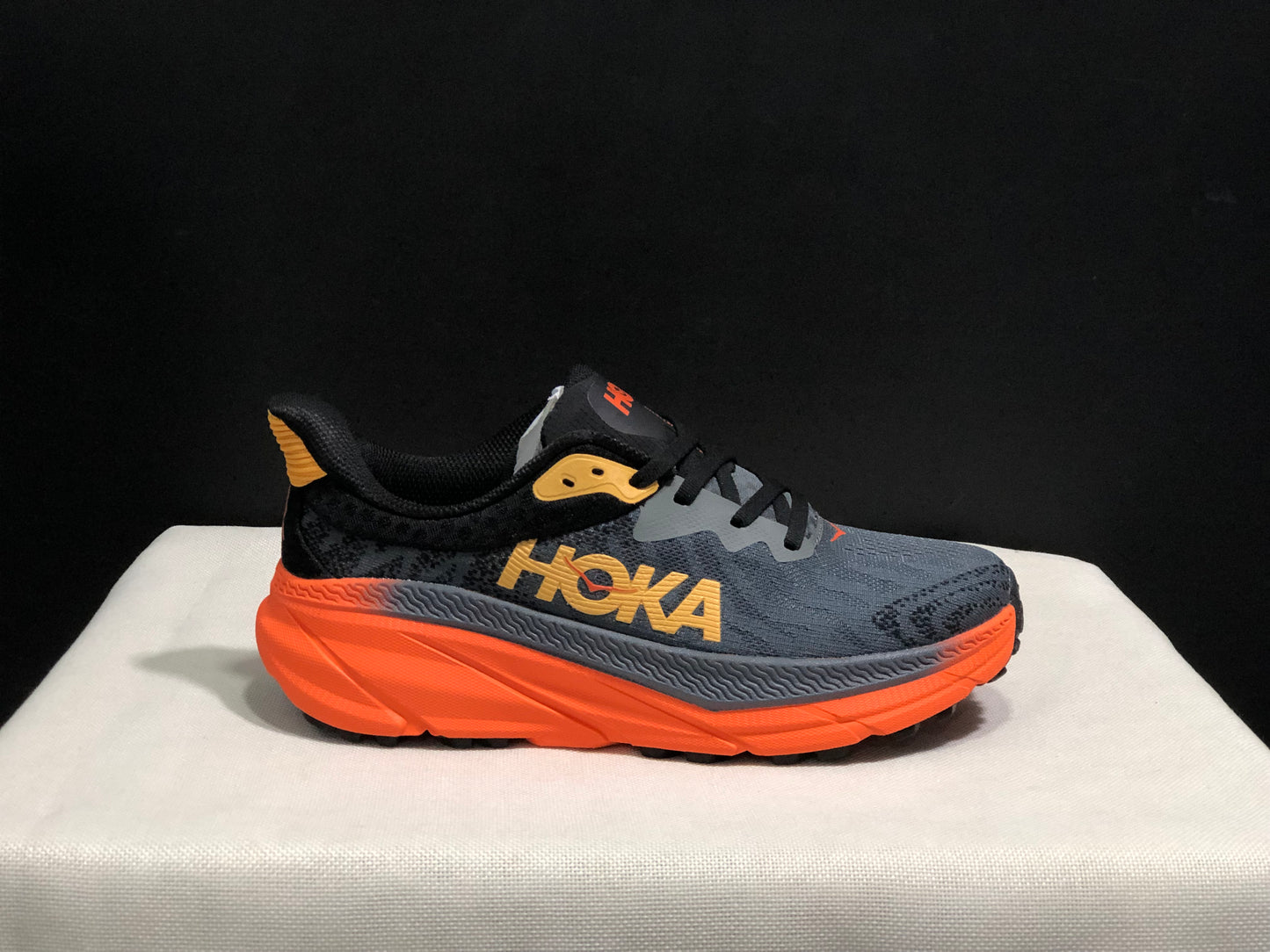 Hoka One One Challenger 7 Shock-absorbing Breathable Running Shoes Sneakers Dark Grey