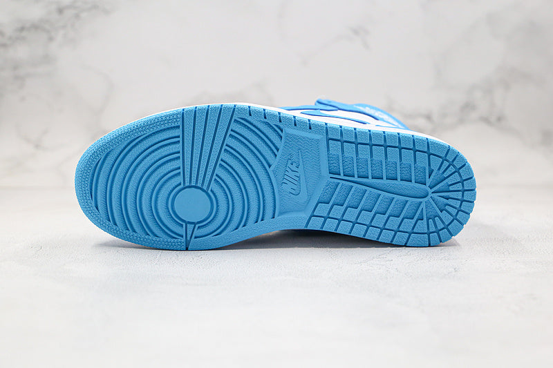 Nike Air Jordan 1 Retro High OG UNC 2015 Blue White Sneakers