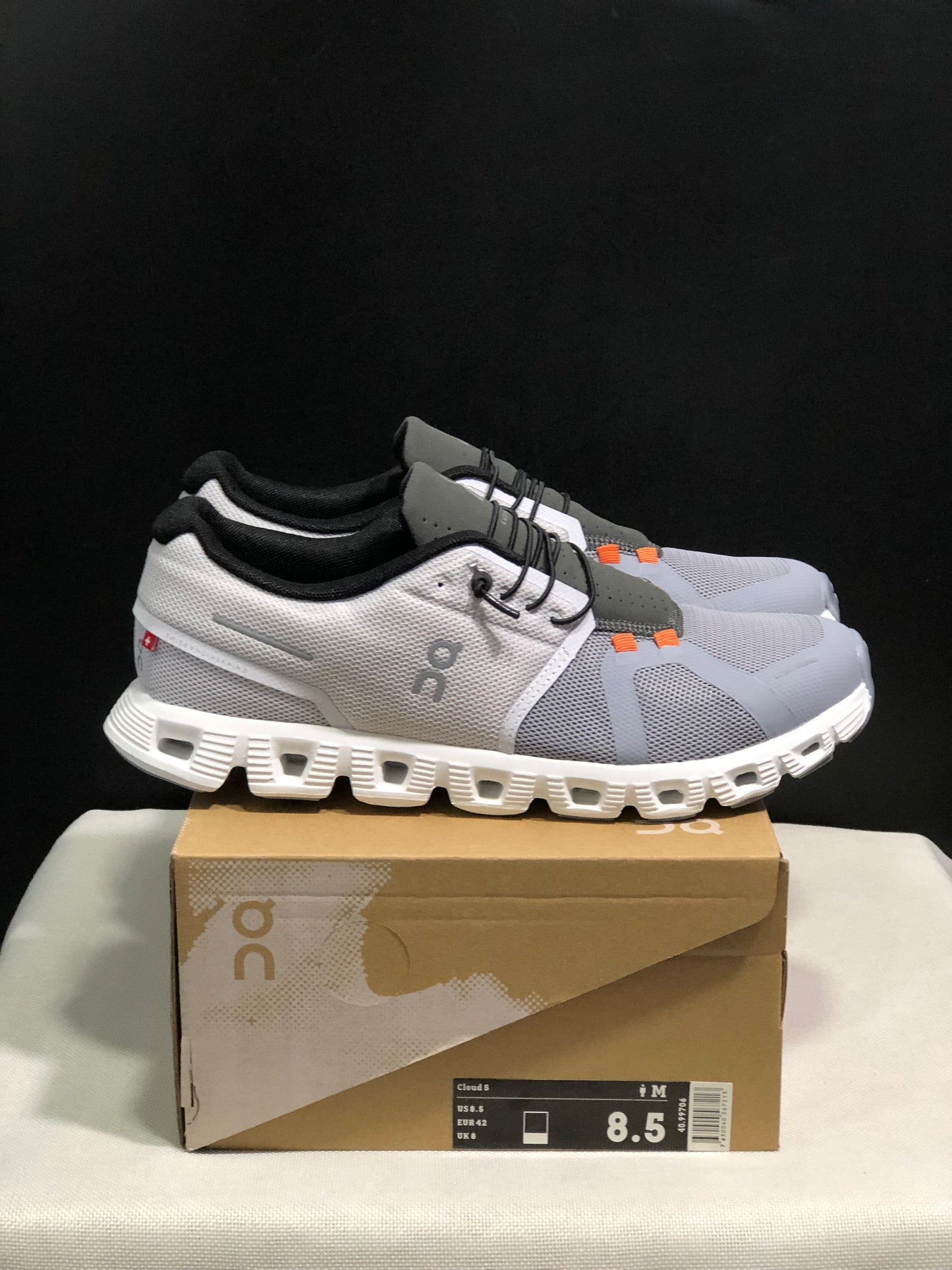 On Running Cloud 5 Lightweight Running Shoes Ivory White/Wolf Grey