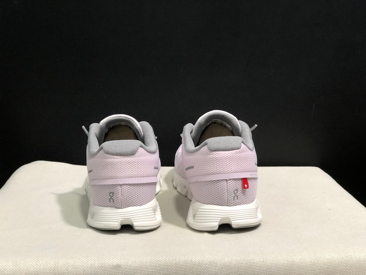 On Running Cloud 5 Lightweight Running Shoes Light Purple