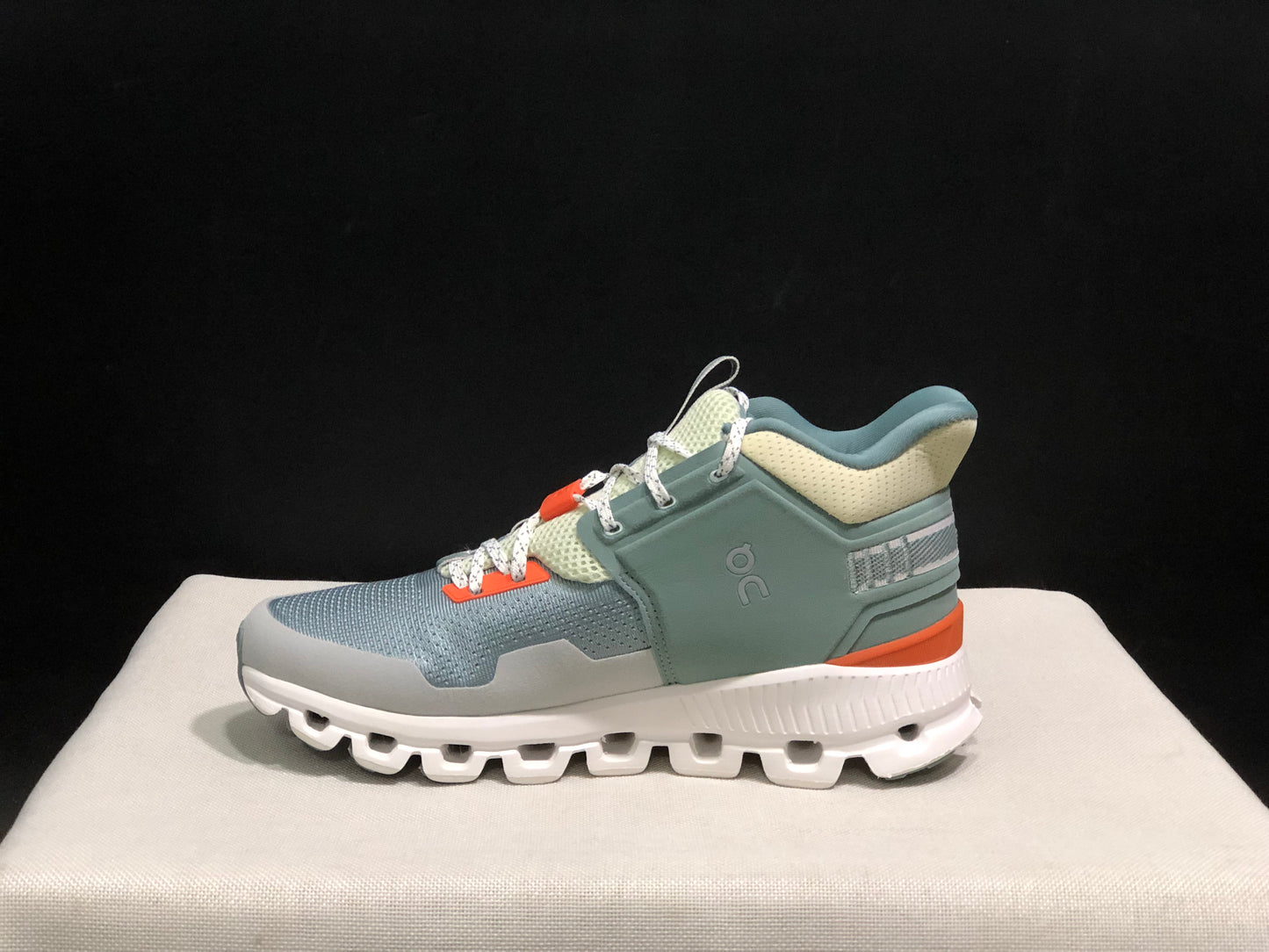 On Running Cloud Hi Edge Outdoor Training Running Shoes Light Green