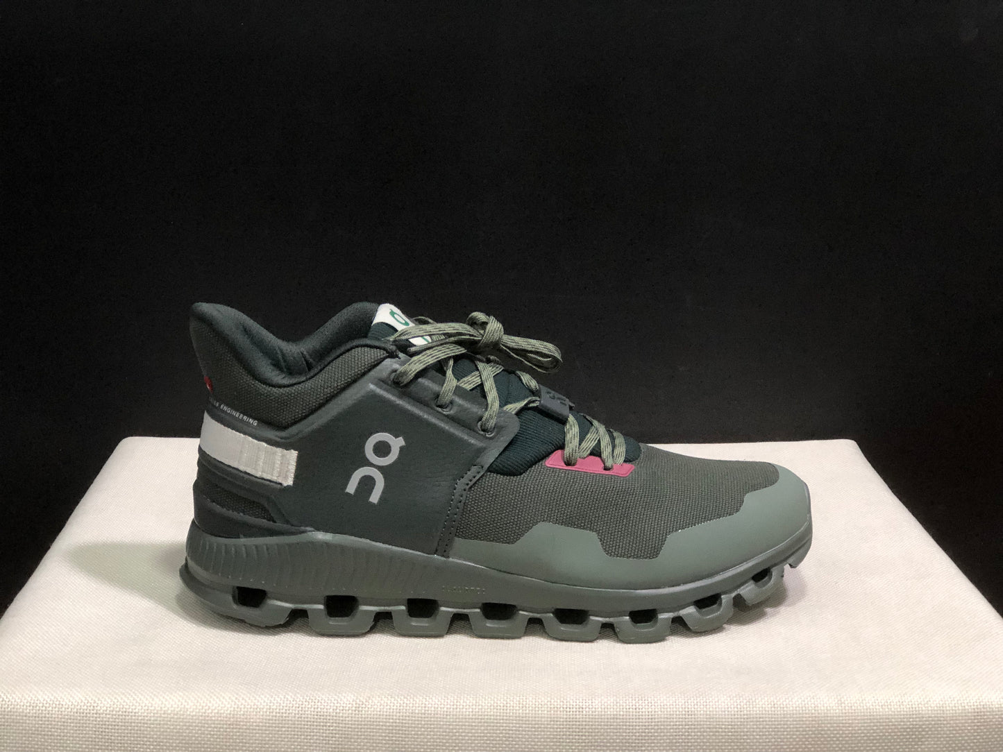 On Running Cloud Hi Edge Outdoor Training Running Shoes Dark Green