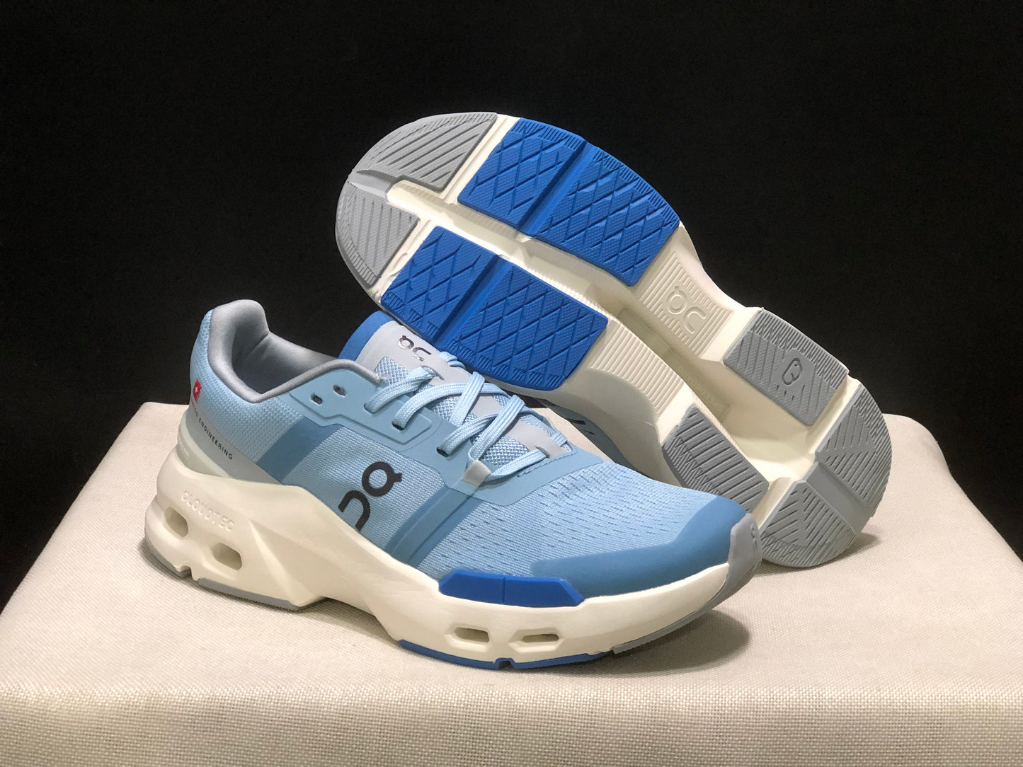 On Running Cloudpulse Comfortable Running Shoes Sky Blue/Ivory