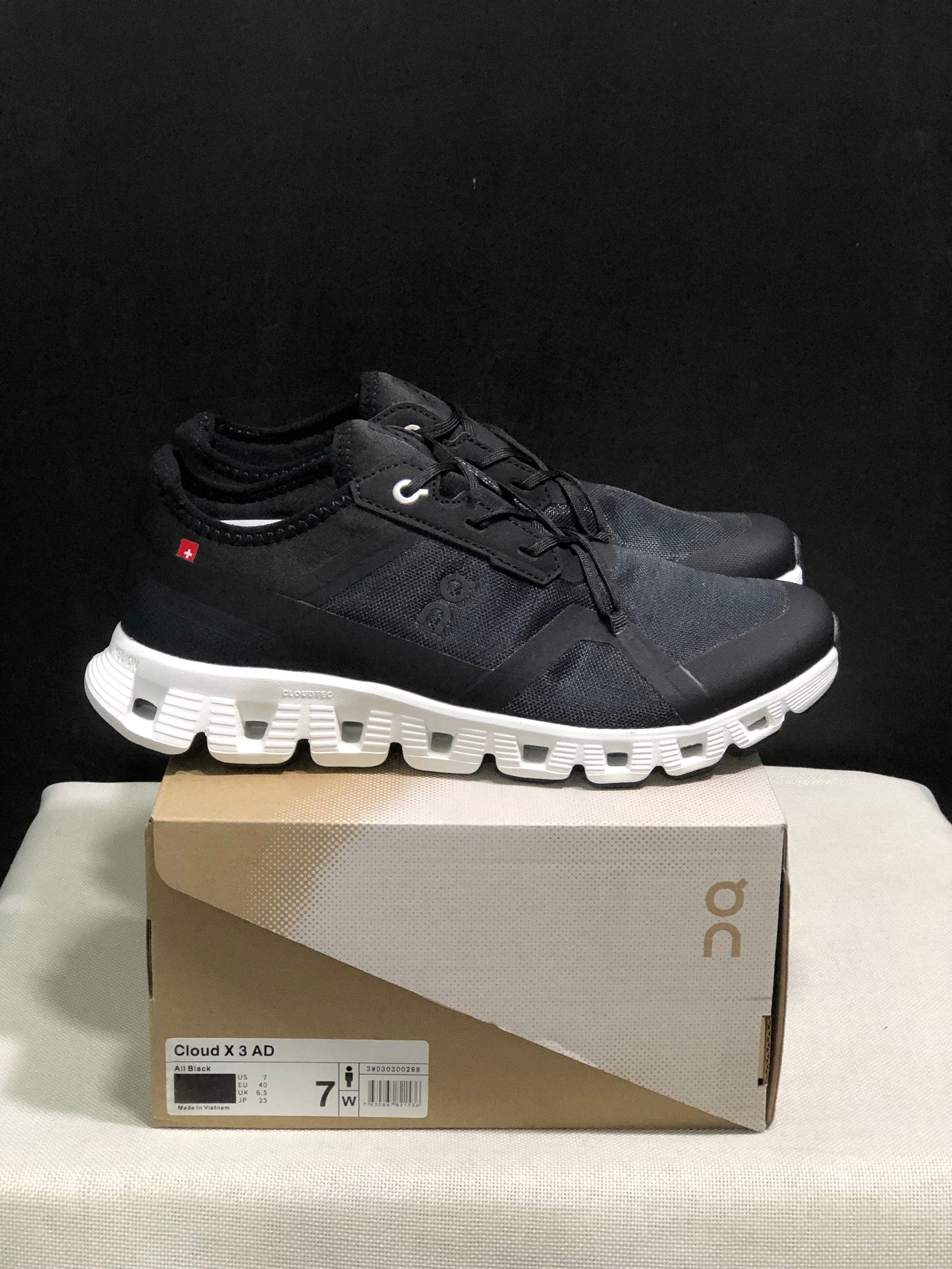 On Running Cloud X 3 AD Comfortable Wear-Resistant Training Shoes Black/White