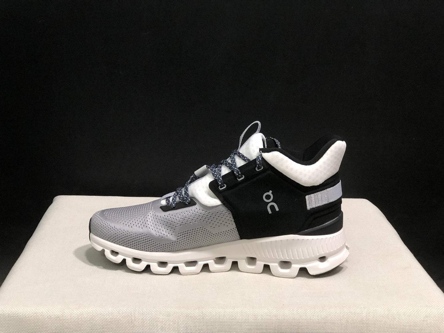On Running Cloud Hi Edge Outdoor Training Running Shoes Silver Gray/Black