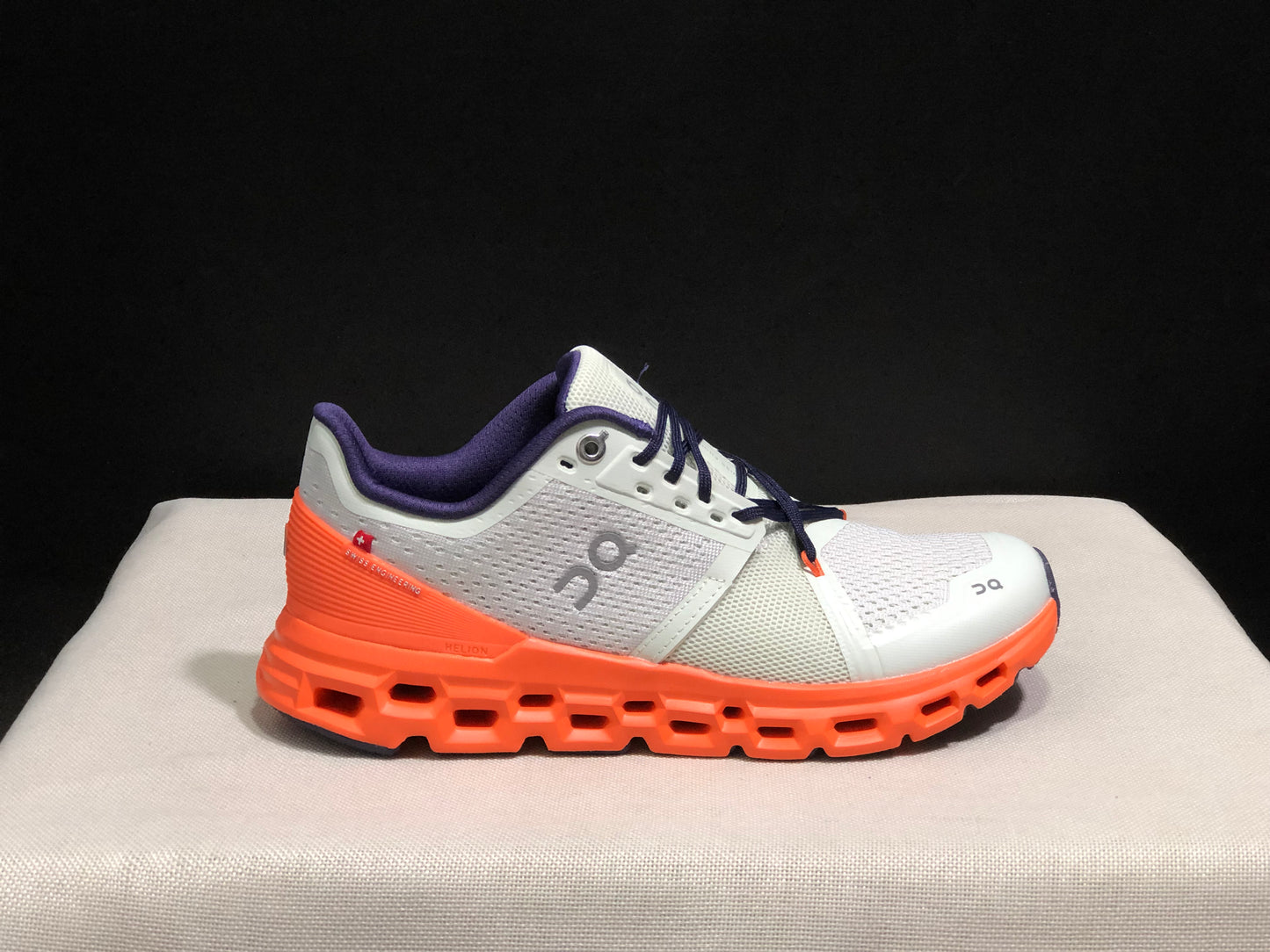On Running Cloudstratus Shock-Absorbing And Breathable Running Shoes Light Grey/Orange