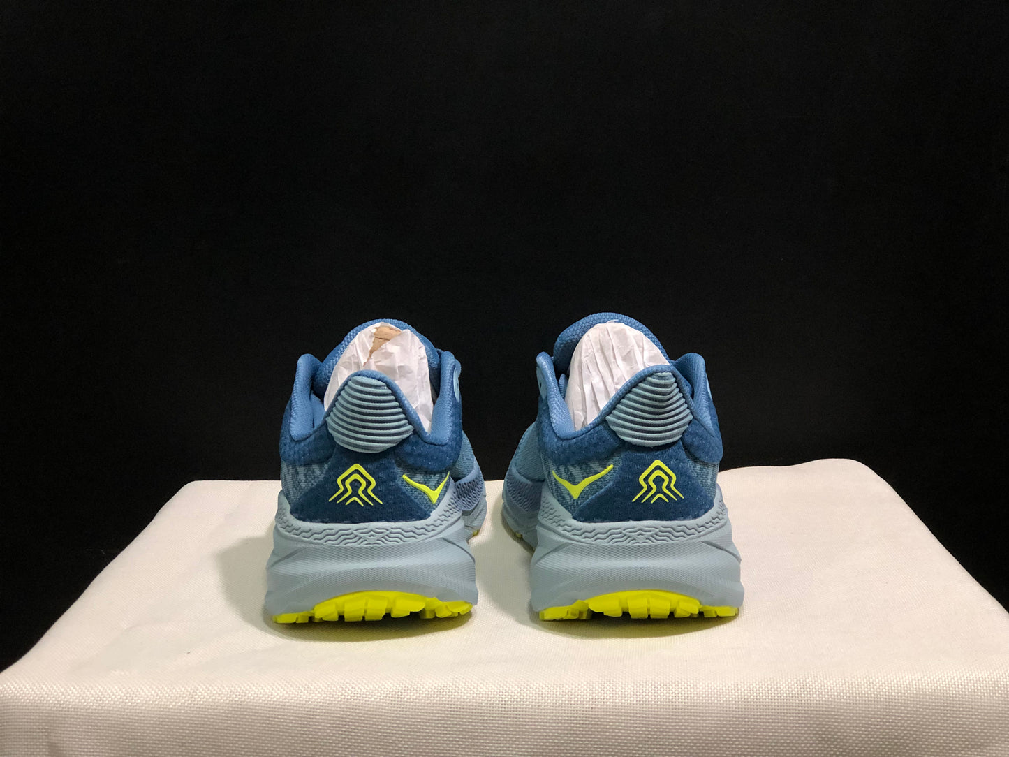 Hoka One One Challenger 7 Shock-absorbing Breathable Running Shoes Sneakers Light Blue