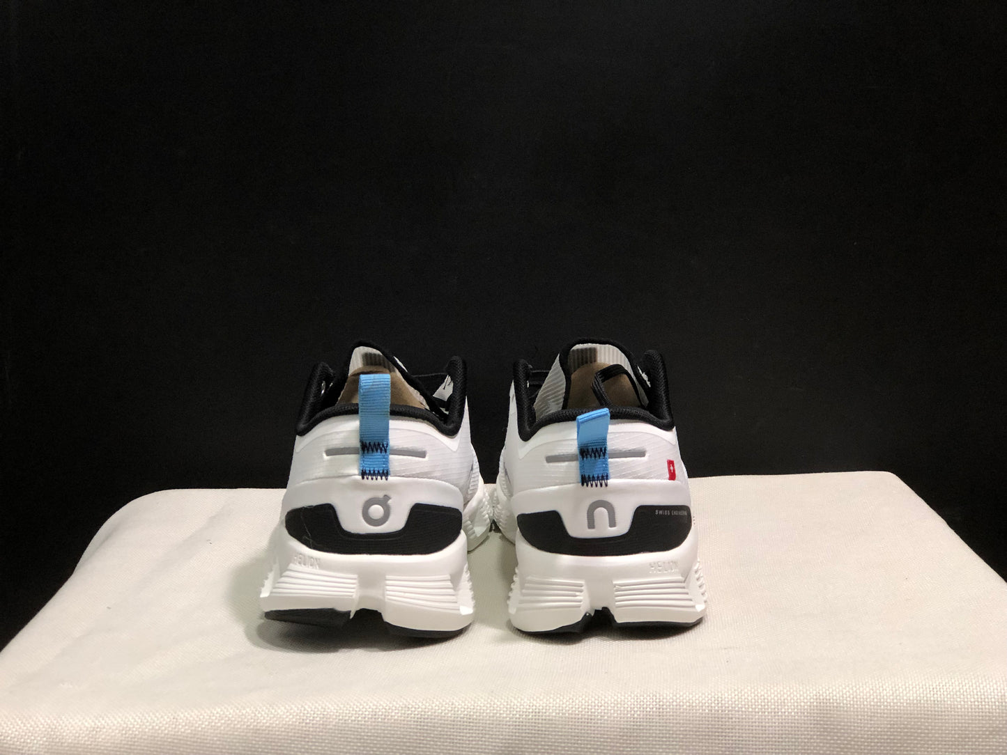 On Running Cloud X3 Shift Multi-Functional Running Shoes Ivory White/Black