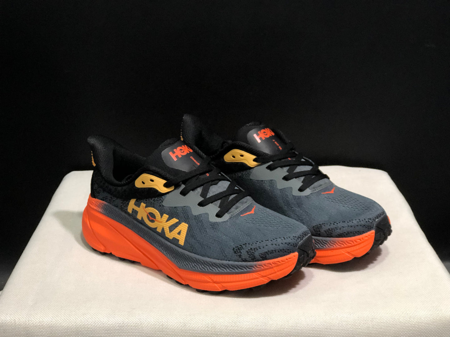 Hoka One One Challenger 7 Shock-absorbing Breathable Running Shoes Sneakers Dark Grey