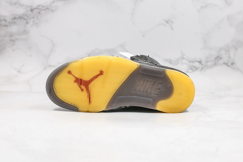 Nike Air Jordan Retro 5 SP x Off-White Mid Muslin Medium Grey Sneakers