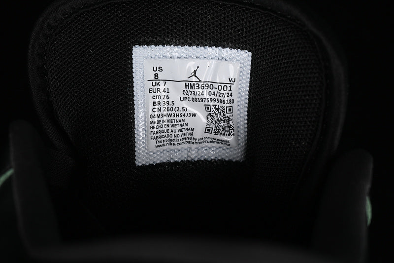 Nike Air Jordan 1 Low Black Cat Pure Black Sneakers