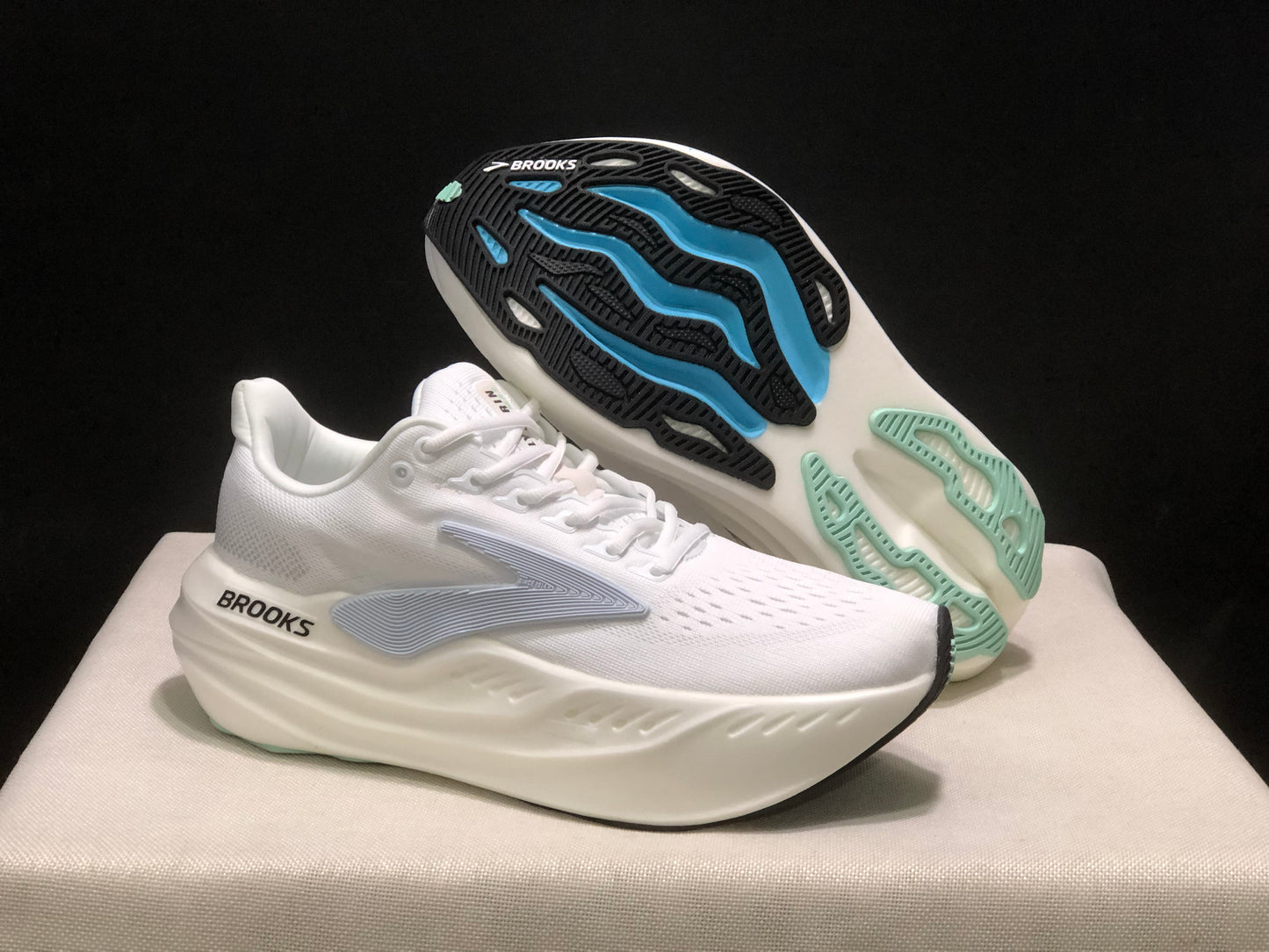 Brooks Glycerin Max Comfortable Low-top Running Shoes White