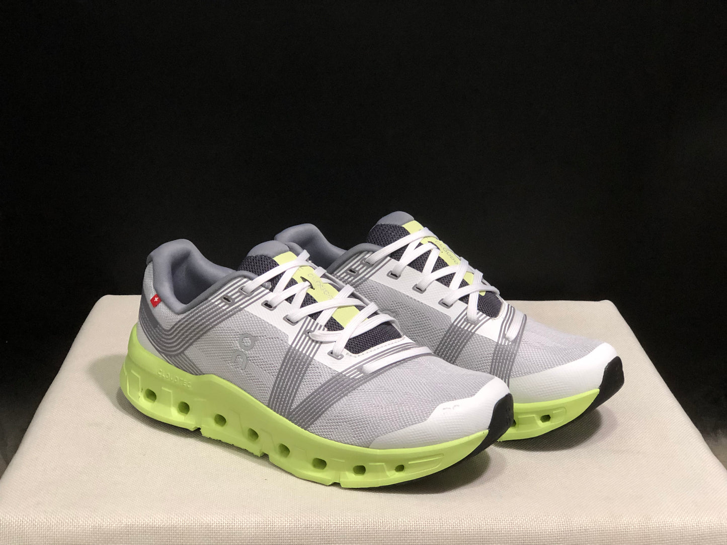 On Running Cloudgo Comfortable And Lightweight Running Shoes Frost/Hay