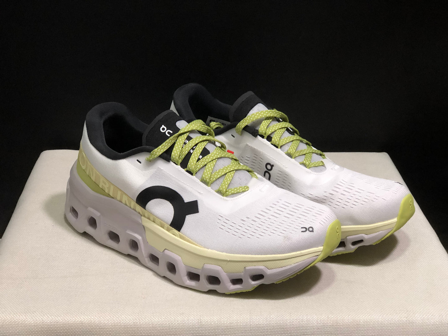 On Running Cloudmonster 2 Shock-Absorbing And Breathable Running Shoes White/Lemon Green