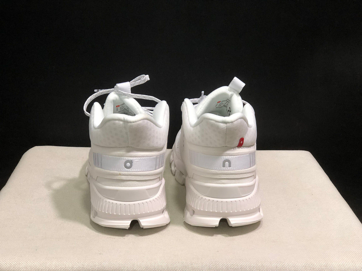 On Running Cloud Hi Edge Outdoor Training Running Shoes All White