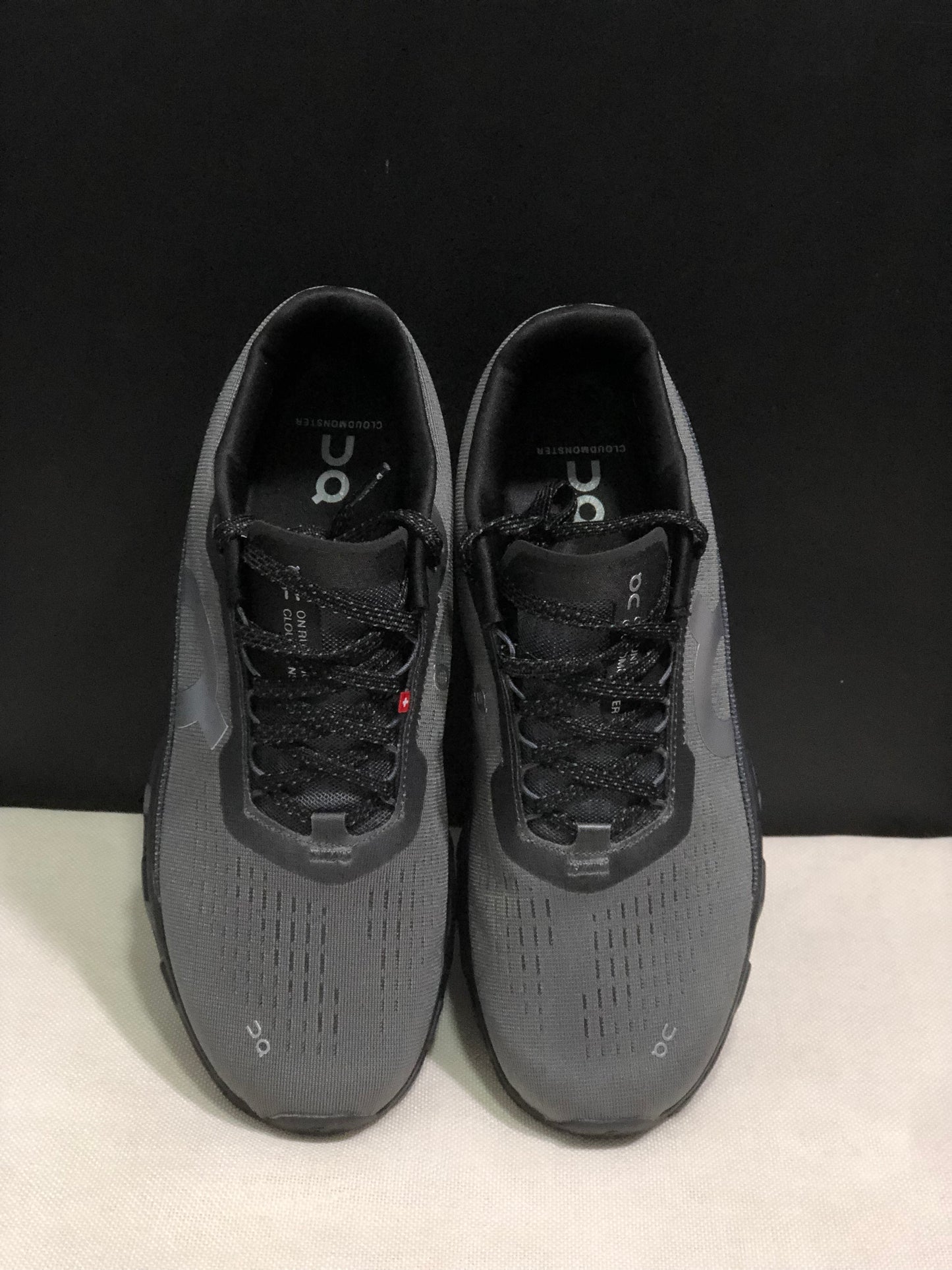 On Running Cloudmonster 2 Shock-Absorbing And Breathable Running Shoes Dark Grey/Black
