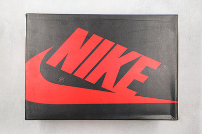 Nike Air Jordan 1 Retro High CO.JP Midnight Navy Sneakers
