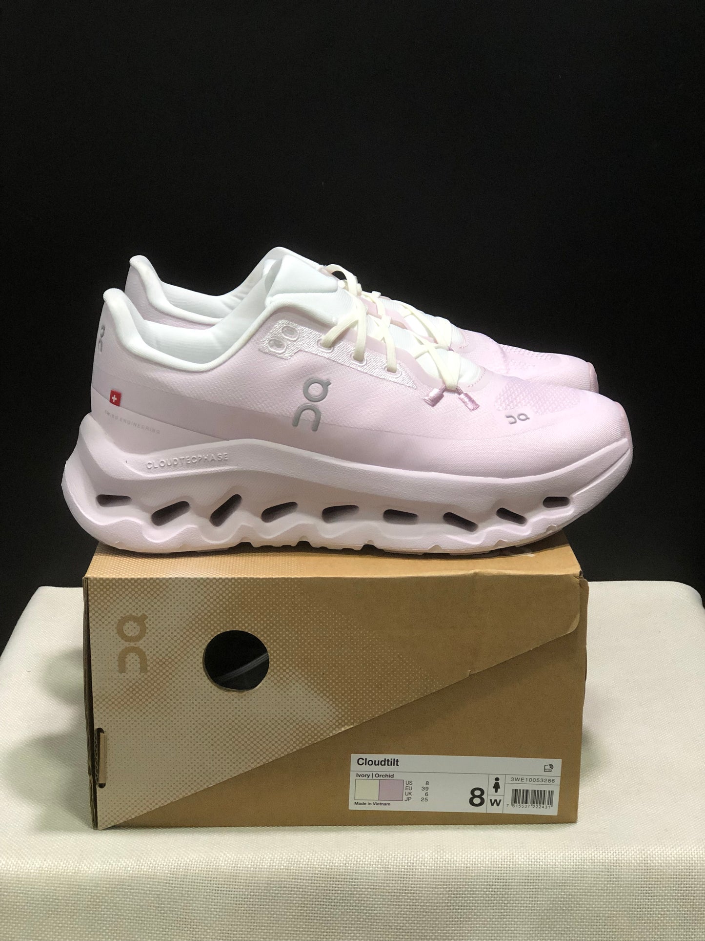 On Running Cloudtilt Durable Casual Life Shoes Ivory/Orchid