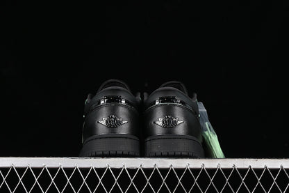 Nike Air Jordan 1 Low Black Cat Pure Black Sneakers