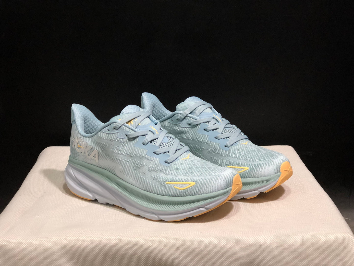 Hoka One One Clifton 9 Running Shoes Athletic Shoes Sneakers Light Blue