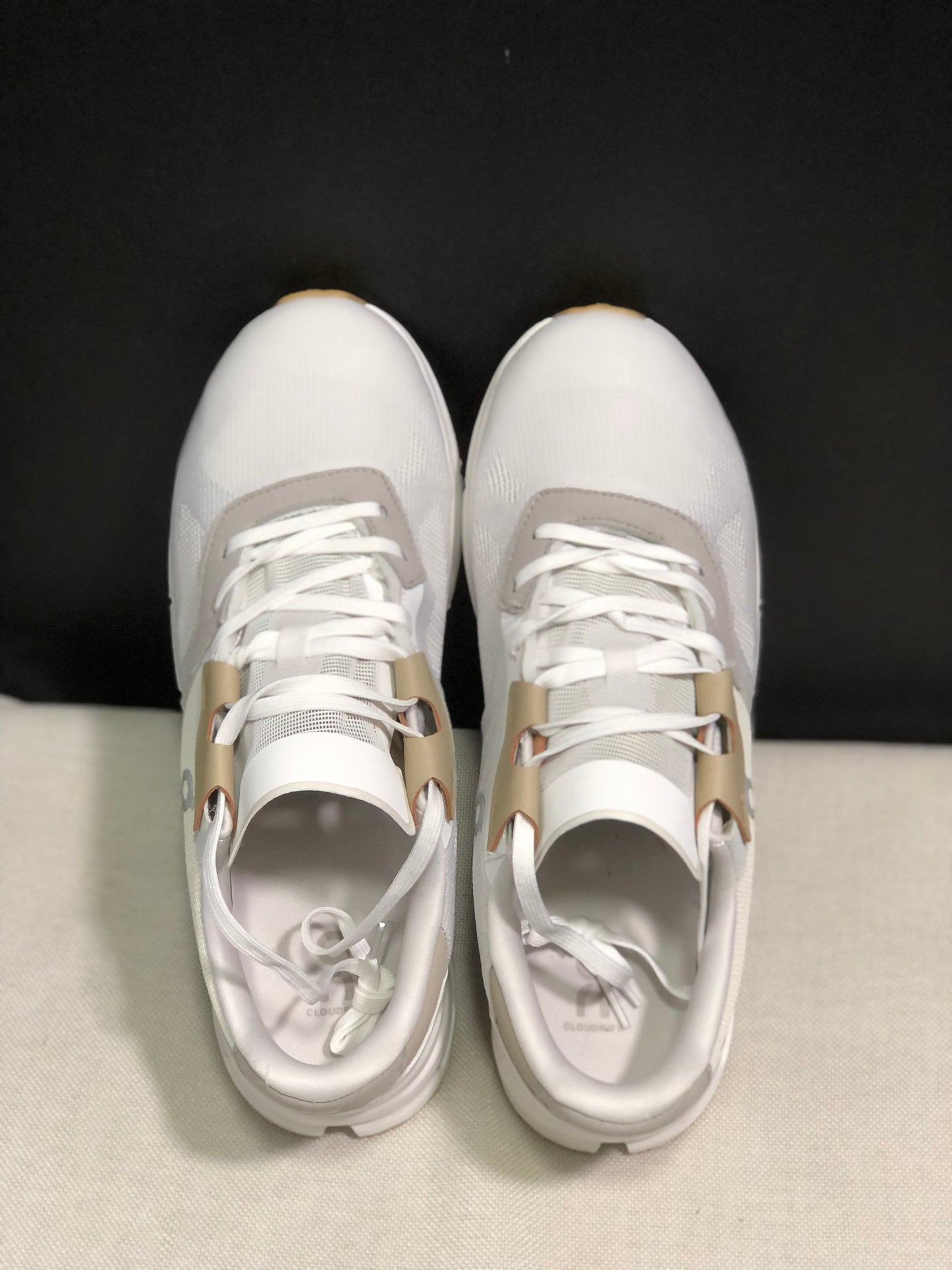 On Running Cloudrift Comfortable And Versatile Sports Casual Shoes Ivory White/Sand