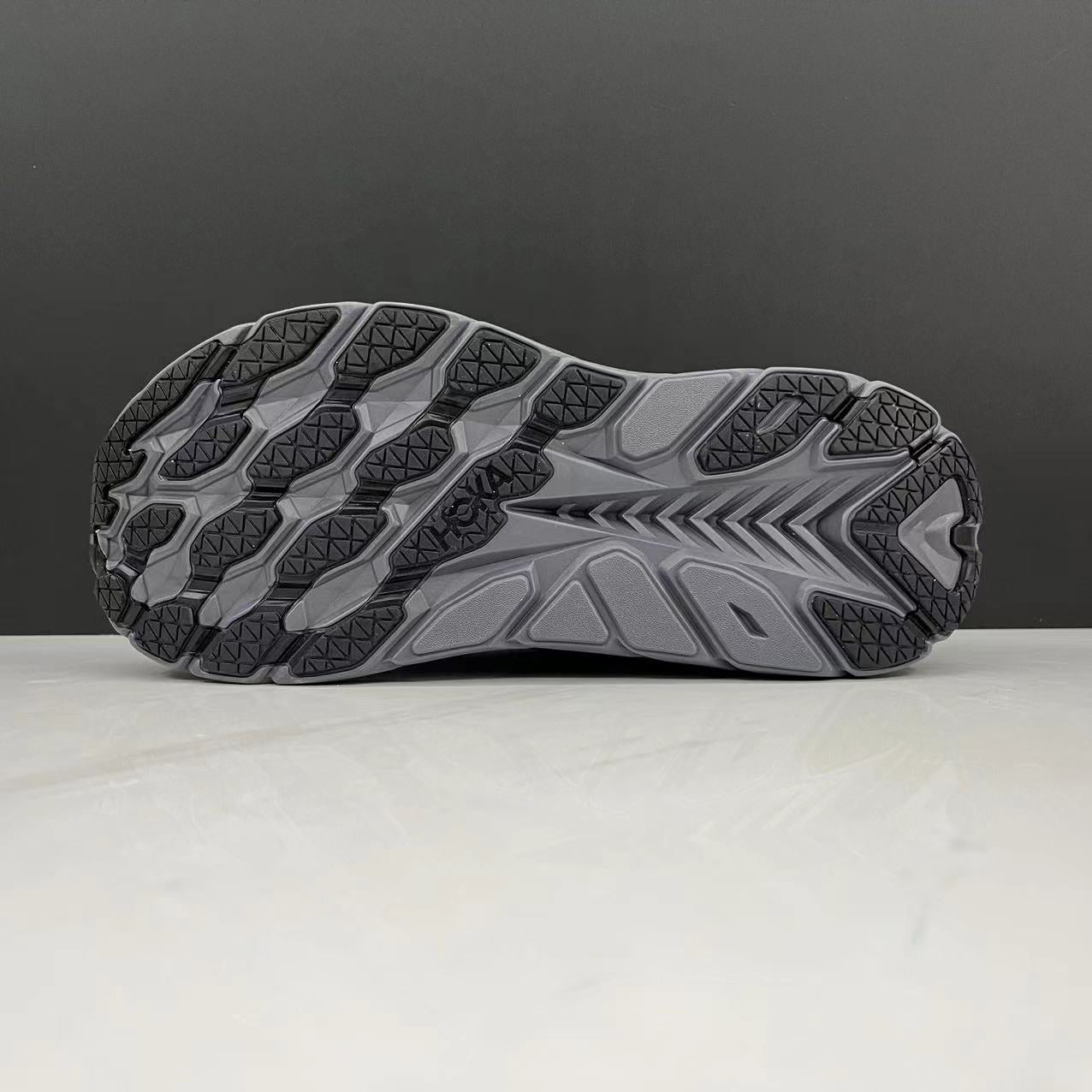 Hoka One One Clifton 8 Fashion Shoes Shock-absorbing Sneakers Black