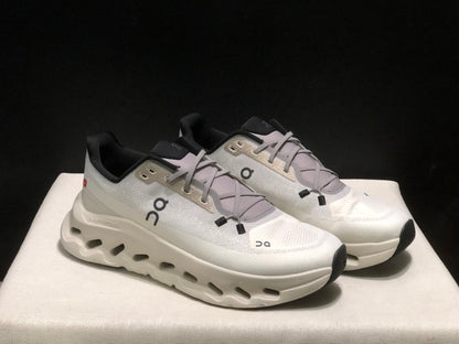 On Running Cloudtilt Durable Casual Life Shoes Ivory/Light Grey
