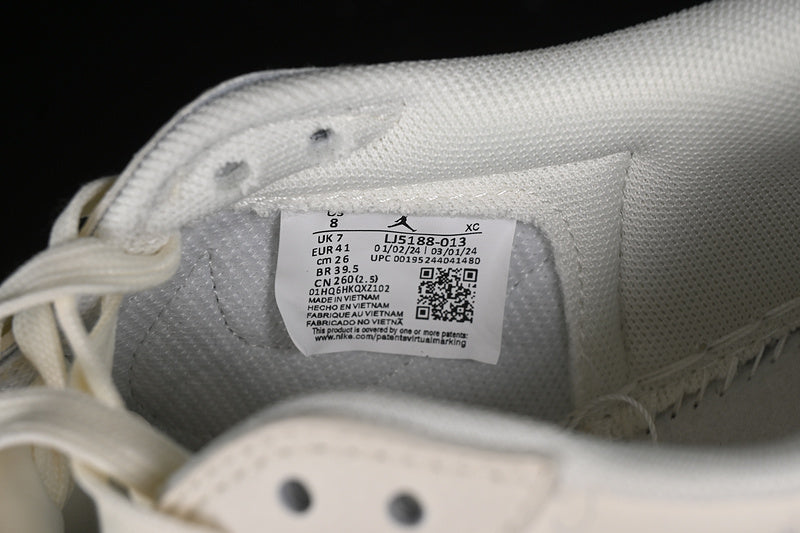 Nike Air Jordan 1 Low OG SP Off-White Travis Scott Fragment Design White Sneakers