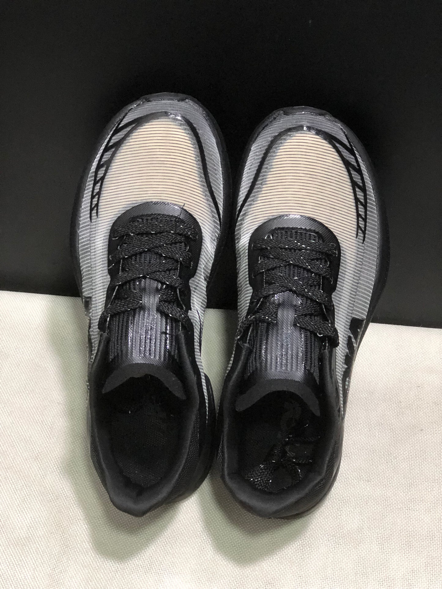 Hoka One One Cielo X1 2.0 Low-top Running Shoes Sneakers Black