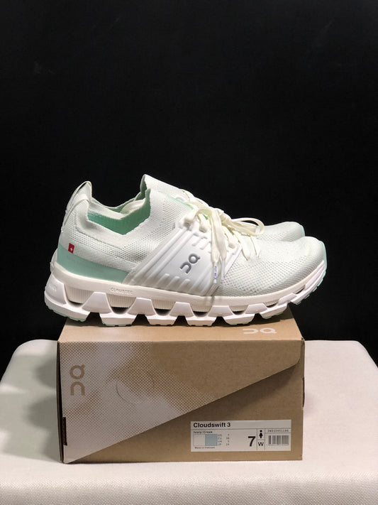 On Running Cloudswift 3 Trendy And Comfortable Running Shoes Ivory/Creek