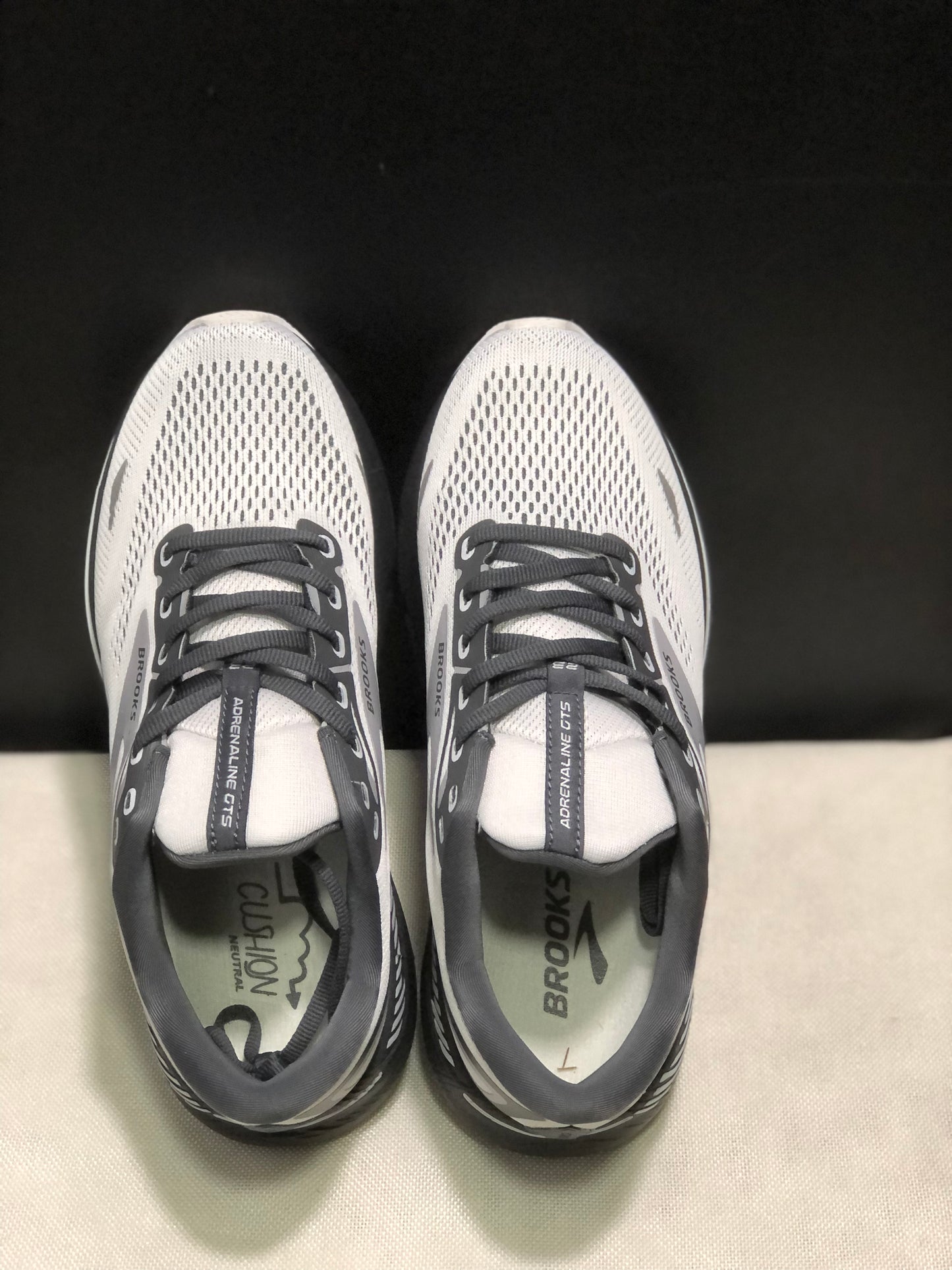 Brooks Adrenaline GTS 23 Shock-absorbing Wear-resistant Low-top Running Shoes Mushroom Grey