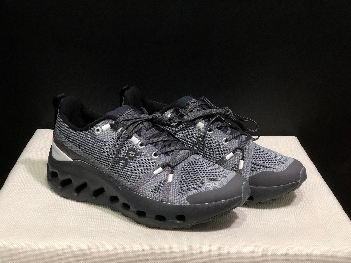 On Running Cloudsurfer Trail Waterproof Comfortable And Breathable Running Shoes Eclipse/Black