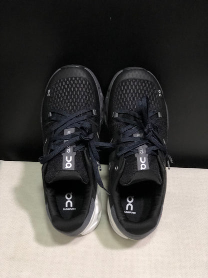 On Running Cloudflow 4 Shock-Absorbing And Wear-Resistant Running Shoes Black/White