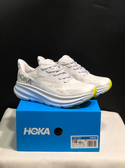 Hoka One One Clifton 9 Running Shoes Athletic Shoes Sneakers White