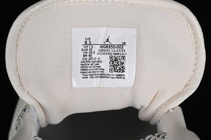Nike Air Jordan 1 Low Supreme White Sneakers
