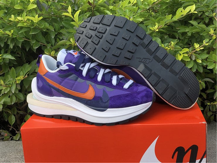 Nike Vaporwaffle Sacai Dark Iris OG Retro Purple Sneakers