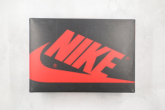 Nike Air Jordan 1 Retro High-Top OG Shoe Lucky Green White Sneakers