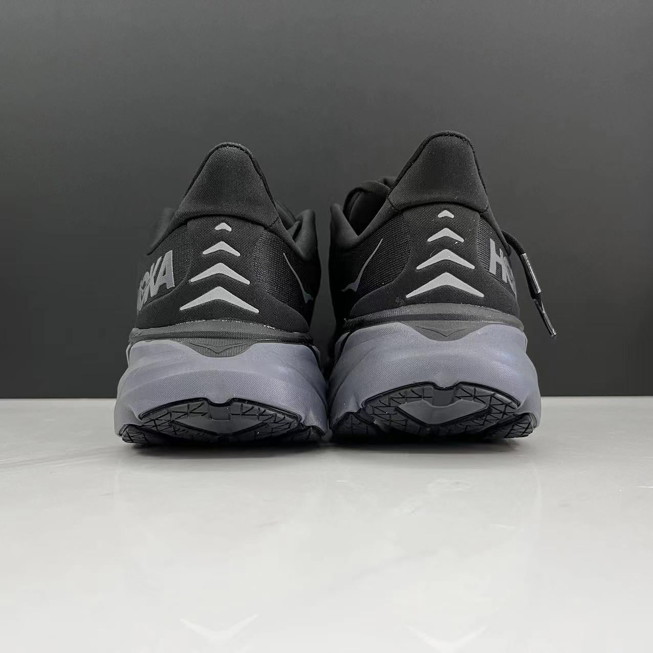 Hoka One One Clifton 8 Fashion Shoes Shock-absorbing Sneakers Black