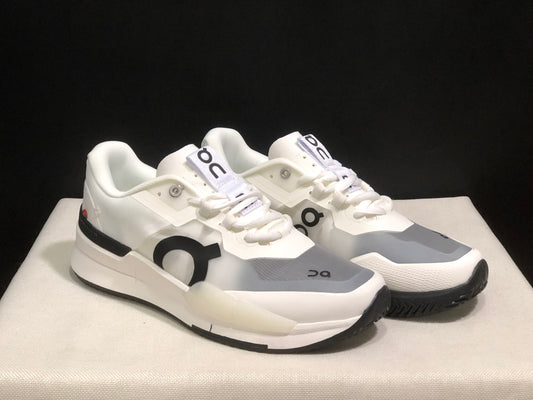 On Running The Roger Pro 2 Breathable Mesh Training Running Shoes White/Black